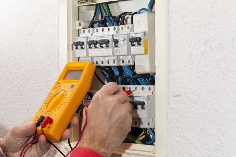 Electricians Luton